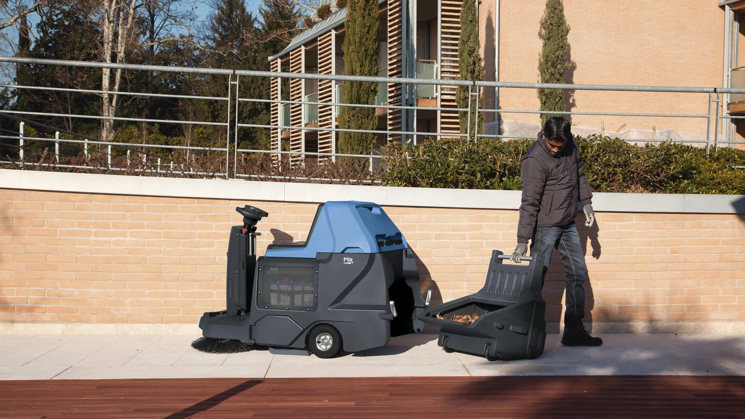 How sweeper machines work